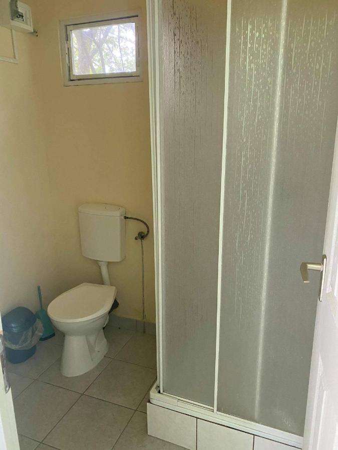 Napraforgo Apartmanok Balatonfůzfő Eksteriør bilde