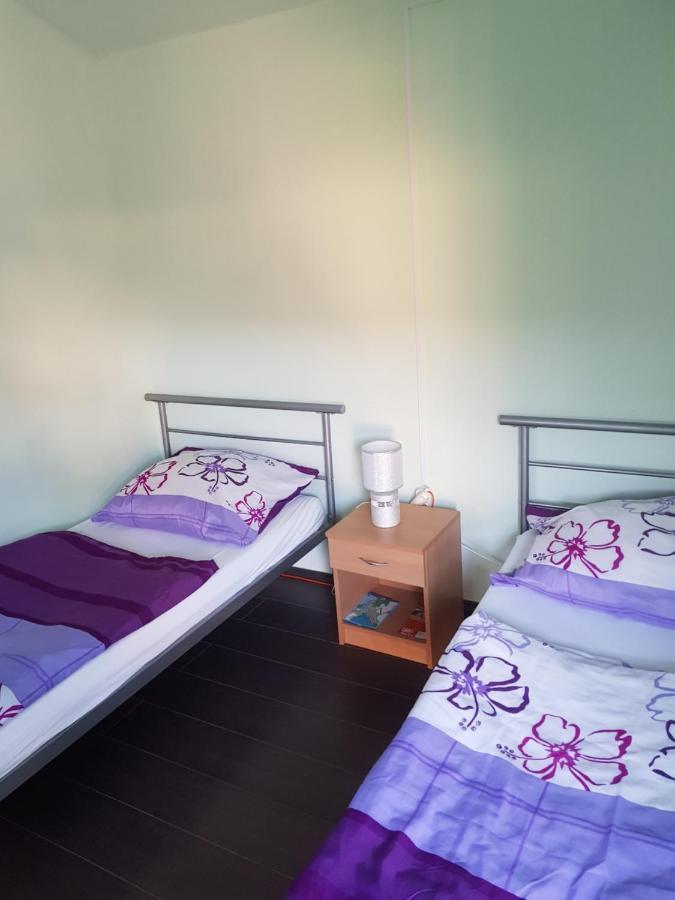 Napraforgo Apartmanok Balatonfůzfő Eksteriør bilde